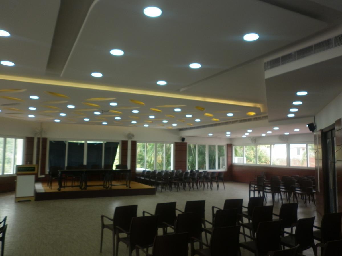 Mount Retreat Resorts - מדוראי מראה חיצוני תמונה