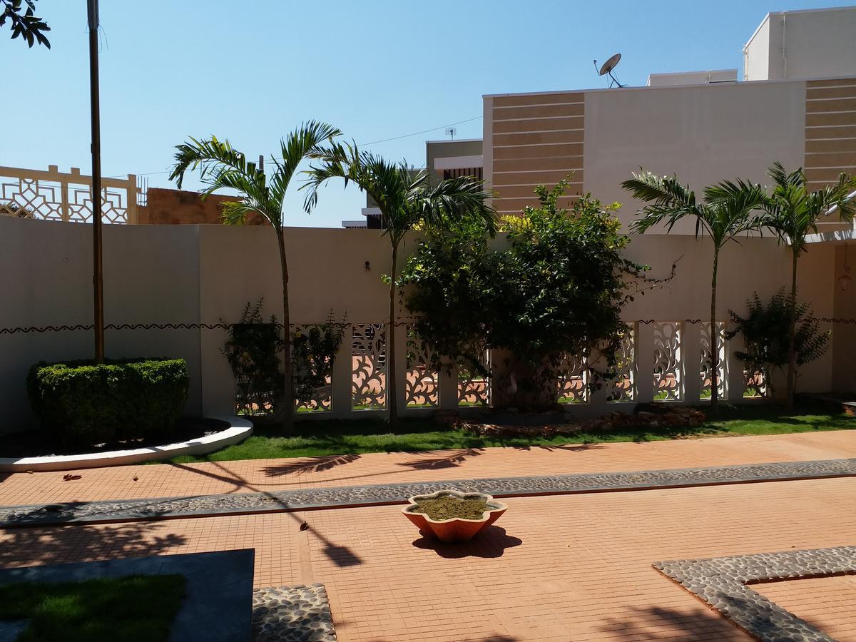 Mount Retreat Resorts - מדוראי מראה חיצוני תמונה